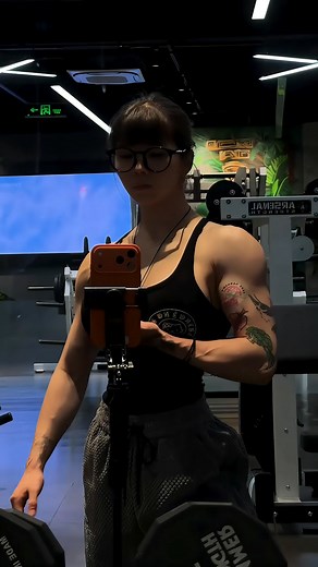  Inspiring short fitness clip featuring a Chinese girl working out at the gym – clean, aesthetic, and full of healthy energy.  Produced by Fit Girl Visuals - your source for daily fitness, gym, and workout inspiration.  Promoting an active, healthy lifestyle through sports and training visuals. #fitness #gym #workout #model #chinesegirl #asiangirl #fitgirl #gymmotivation #gymtraining #workoutmotivation | Fit Girl Visuals | Facebook