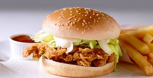 Canada's fast food chicken sandwiches ranked from worst to best | Daily Hive | Food & Drink
