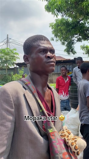 Mopaka star 🤩 #congolaise🇨🇩🇨🇬 #petitchosetv📺 #mopakastar