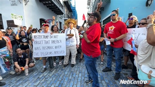 53K views · 2.1K reactions | Un grupo de manifestantes regresó hoy a las calles cerca de La Fortaleza, en Viejo San Juan, para manifestarse en contra de lo que consideran un gobierno que les ha fallado. Mire cómo transcurrió el día aquí: https://wapa.tv/noticias/locales/ya-est-bueno-entre-l-grimas-adultos-mayores-protestan-contra-el-gobierno/article_e4c9bcb2-ecdf-4921-87b1-59f11da56a77.html : Ednel Nevárez | Noticentro por WAPA | Facebook