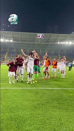 Trabzonsporlu Futbolculardan Maç Sonu Galibiyet Üçlüsü! | Gençlerbirliği 1-2 Trabzonspor