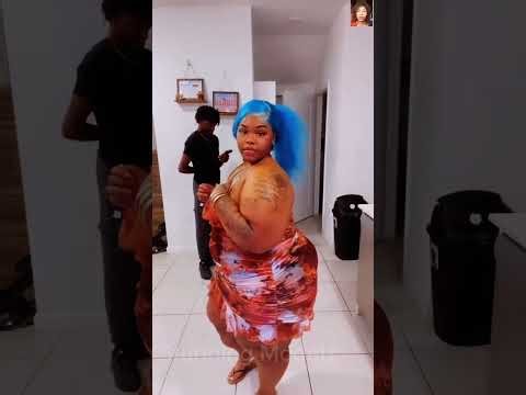 Danielle: American Plus-Size Curve Model Redefining Beauty with Confidence and Grace