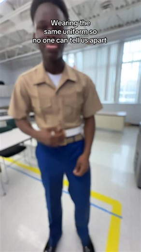 🇺🇸Olympic Heights MCJROTC🇺🇸 on Instagram: ". . . . . #mcjrotc #colorguard #fy"