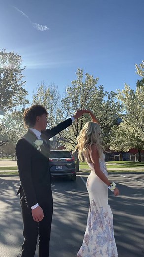 Unforgettable Prom Night with the Best Date