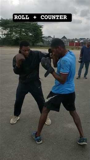 BOXING DEFENSE & COUNTER TUTORIAL #Shorts #YouTubeShorts #martialarts #fighter #Trending #boxing