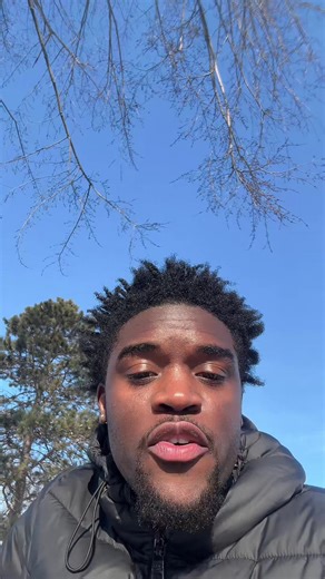 @ADEvents🇨🇲🇨🇦 je charge les batteries hein | button batteries