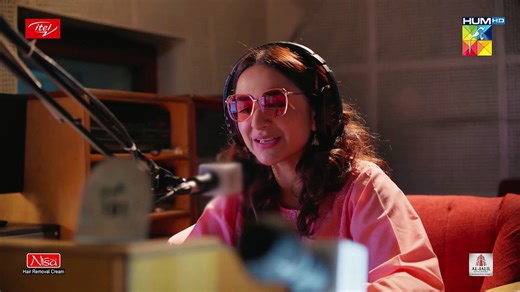 Parizaad Episode 20 _ Eng Subtitle _ Presented By ITEL Mobile, NISA Cosmetics & Al-Jalil _ HUM TV-(1