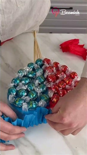 DIY Heart Chocolate Box for Valentine’s 💝🍬 #diy #chocolate #heartbox #valentinesdaypresent