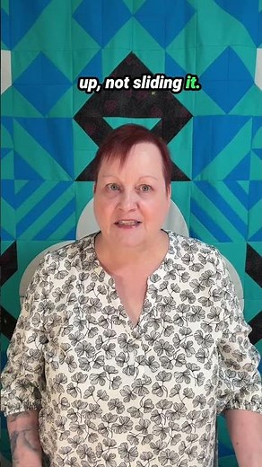 Stop Ironing Your Quilt Seams (Do This Instead) #quilthacks #sewing