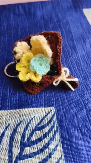 beautiful bouquet flower keychain #crochet #handmade #tanding 🧶🎀