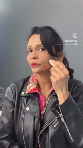 How I Contour My Cheekbones 😍 #contour #cheekbones #makeuphacks #makeuptutorial #beautyshorts