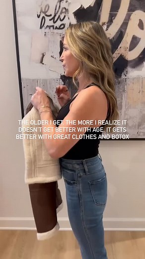 I can help with the great clothes part, for the Botox you’ll have to reach out to @dr.julia.milman 🖤 | Bolt Addiction