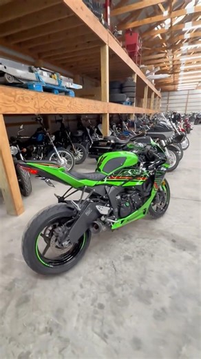 Quick Look: 2024 Kawasaki ZX636 ZX6R KRT