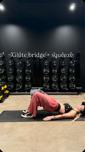 Heather Fenley | Online Coach on Instagram: "After 4 kids, (3 c sections) and one being a set of twins, my core integrity was shot. 😩 I had terrible posture, I found my lower abdomen protruding (even when I was smaller) and lower back pain from how weak my core was. Diastasis recti is when your abs separate during pregnancy. Sometimes it heals on its own and others times they need help. Sometimes the gap won’t ever close completely but it’s about regaining the integrity of the linea alba!! Doin