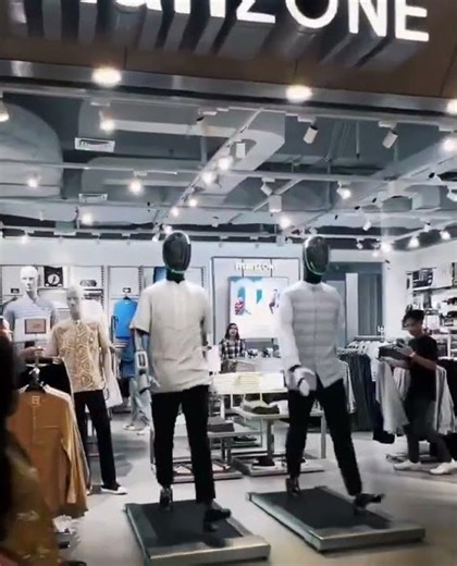 A sports store using AI robots to show how clothes look in real motion #robot #clothing #sports