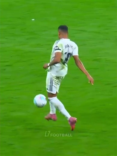 MBAPPE was cache the football