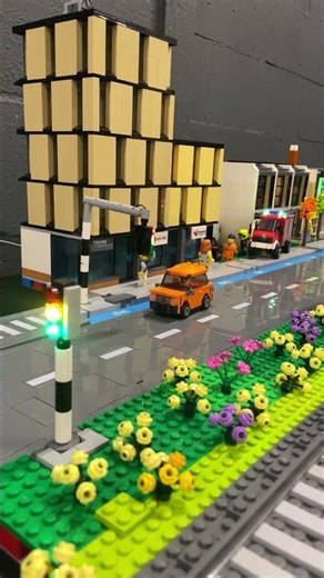 My LEGO City finally has WORKING Traffic Lights! 🚦🤯 #LEGO #Shorts