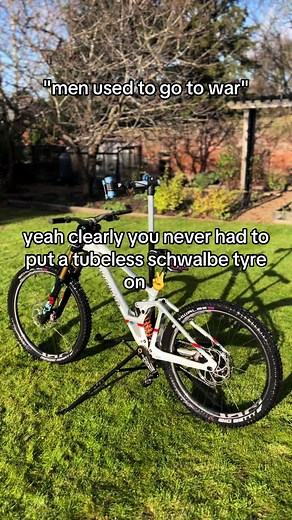 How to Install a Tubeless Schwalbe Tyre on Mountain Bikes