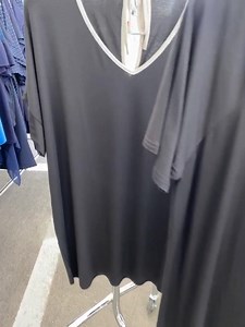 5.7K views · 115 reactions | T-shirt con profilo in lurex in tre modelli! Modello con fascia: https://www.curvyaccessories.it/shop/t-shirt-fascia-lurex/ Modello a barchetta: https://www.curvyaccessories.it/shop/t-shirt-scollo-a-barchetta/ Modello con goccia: https://www.curvyaccessories.it/shop/t-shirt-goccia/ | Curvy accessories | Facebook