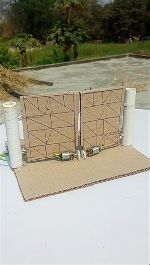 Cardboard Gate Automatic Open | #diy #shorts