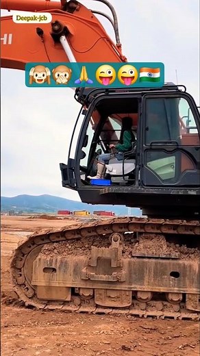 I am a lady and I drive a huge Hitachi excavator, do you also drive one? #shorts #hitachi-excavator