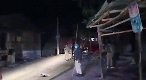 Budgam Police: We are on Roads, so that you stay safe. Help Us To Help You Plz Stay Indoors | Kashmir Update | Facebook