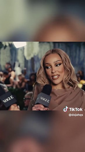 La La Anthony interviews Doja Cat at the #MetGala for Vogue | #dojacat #interview #fashion #fyp @Doja Cat