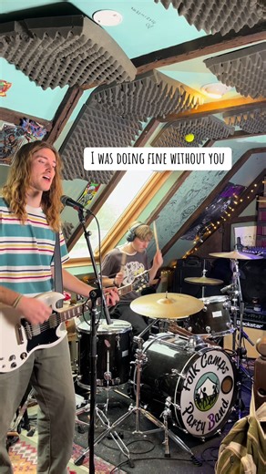 Tame Impala Cover: Nostalgic Grunge Vibes