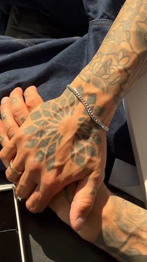 9.1K views | Black Friday starts NOW. Up to 55% OFF your favorite JAXXON chains, bracelets, and essentials. Don’t wait—best sellers sell fast. | JAXXON | Facebook