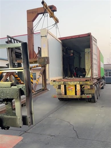 Glass container loading