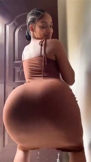 👗Dress twerking 🥵🍑💦