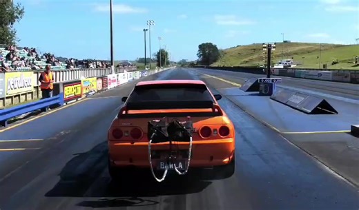 181 mph Street Car Performance: The Nissan Skyline Experience