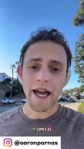 9.9K views · 467 reactions | AIR TRAFFIC CONTROLLERS NOT COMING TO WORK BREAKING: All flight from Nashville will be severely delayed moving forward because of government shutdown. Follow @aaronparnas for more. | Denise Williams | Facebook