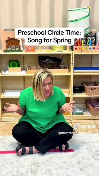This is a super sweet and simple song about Spring for circle time in your preschool classroom. #teaching #preschoolteacher #prek #preschool #montessoriteacher