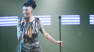 Stellar stirs fans’ emotions in Voice finale