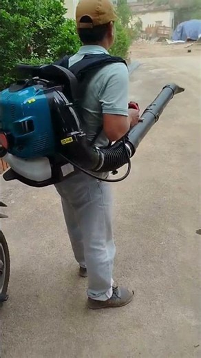 Khách test Máy thổi lá chạy xăng 4 thì Kawasaki TK85 SIÊU KHỎE - SIÊU MẠNH