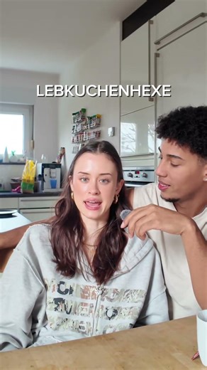 lor3lll Nein nein nein nein es gibt sowas wie eine LEBKUCHENHEXE nicht Ich sage der Punkt gehört so