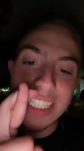 Nouvelle Story de Michou 😂 (clique c'est drôle)