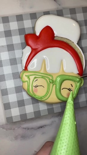 We all know who really runs the show! 🤶 #christmascookies #cookiedecoratingvideo #cookietutorial #cookievideo #cookietutorial #cookievideo