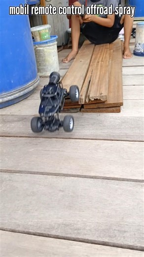 tes meluncur ihsan mobil remote control offroad spray