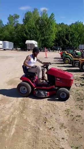 Toro by Wheel Horse HxL Riding Lawn Mower