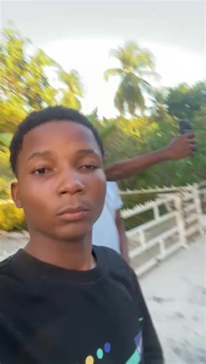 lpa ap bloke w @bobel_20