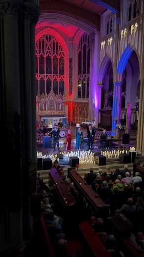 ❄️ Christmas By Candlelight sounding magical tonight at the beautiful Leeds Minster! ❄️ Tickets selling out fast for all of our festive shows across the UK! Head to our website to get yours now! ➡️ CONCERTSBYCANDLELIGHT.COM 🎶✨ | Concerts By Candlelight