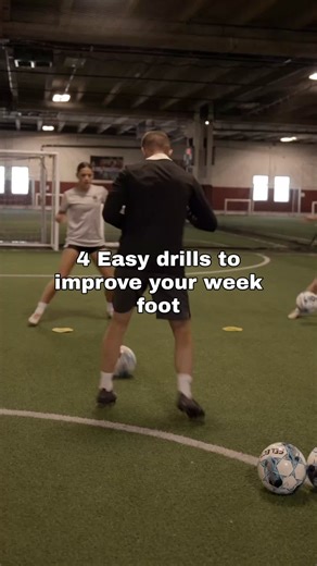 If you want your weak foot to improve, stop treating it like a warm-up. These aren’t fancy drills — they’re habits elite players repeat consistently: 1️⃣ Wall passing (both feet, every rep) One-touch and two-touch. Focus on clean contact and body shape, not speed. 2️⃣ Weak-foot finishing from close range Inside the box only. Accuracy first. Power comes later. 3️⃣ Receive → scan → play (weak foot only) Set up a cone, check your shoulder, receive with your weak foot, and play quickly. 4️⃣ Dribble 