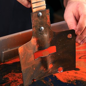 6.4M views · 6K reactions | An electro guitar constructed from an old shovel | 5-Minute Recycle | Facebook