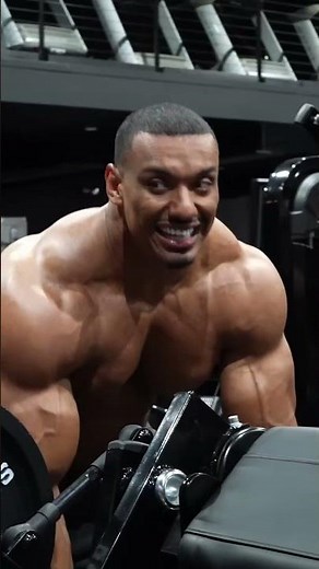 New York vs. Chicago Pizza: The Ultimate Debate!