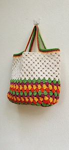 Crochet hand bag. #crochet | August Craft