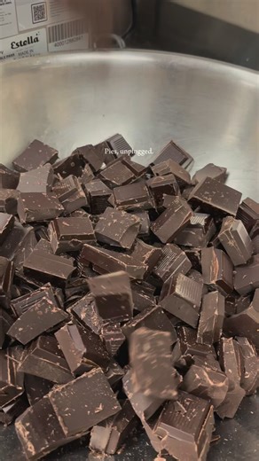 No trends were harmed in the making of this pie reel. 🤣 #pie #theworldneedsmorepie #smallbatch #smallbusiness | Dini's Divine Homemade Pies