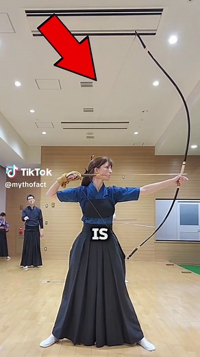 The Unique Design of the Yumi Bow in History