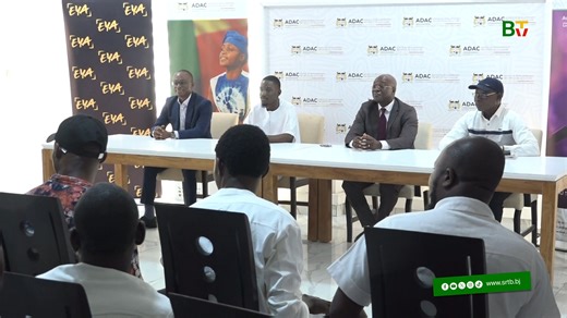 La commune de Bassila s’apprête à vibrer au rythme du Festival Ikpadé. La 4ᵉ édition de cet événement culturel se tiendra du 28 au 30 décembre 2025 à Manigri, sous le thème " Cohésion sociale et paix ". Lors d’une récente conférence de presse, les organisateurs ont dévoilé un programme riche : valorisation des identités culturelles locales, animations festives et contribution au développement de la région. #SRTBinfo #wasexo | Bénin TV - SRTB